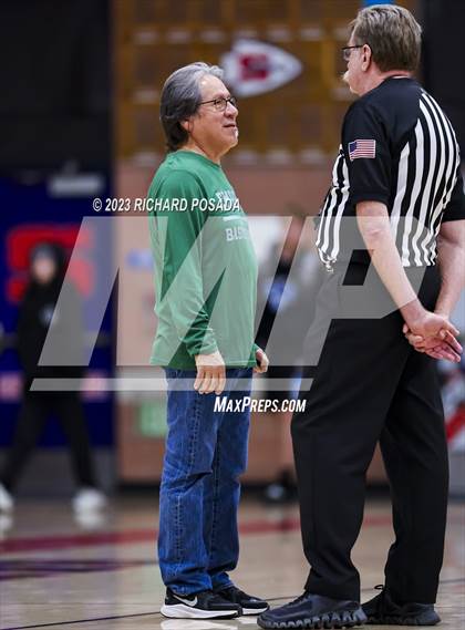 Thumbnail 2 in Sanger vs Dinuba photogallery.