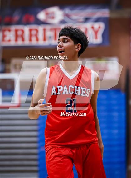 Thumbnail 2 in Sanger vs Dinuba photogallery.