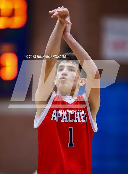 Thumbnail 1 in Sanger vs Dinuba photogallery.