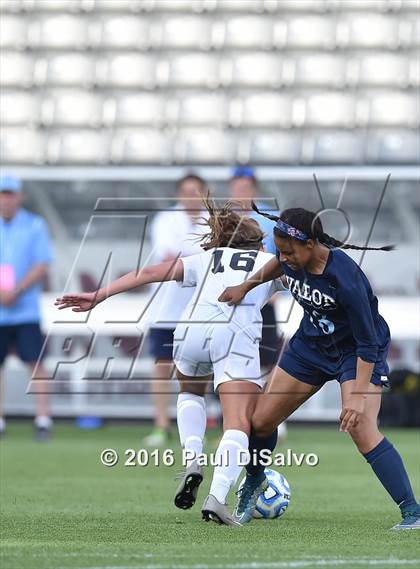 Thumbnail 2 in Lewis-Palmer vs. Valor Christian (CHSAA 4A Final) photogallery.