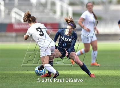 Thumbnail 1 in Lewis-Palmer vs. Valor Christian (CHSAA 4A Final) photogallery.