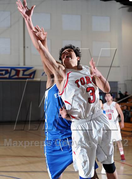 Thumbnail 1 in Torres vs. El Monte (San Gabriel Tournament) photogallery.