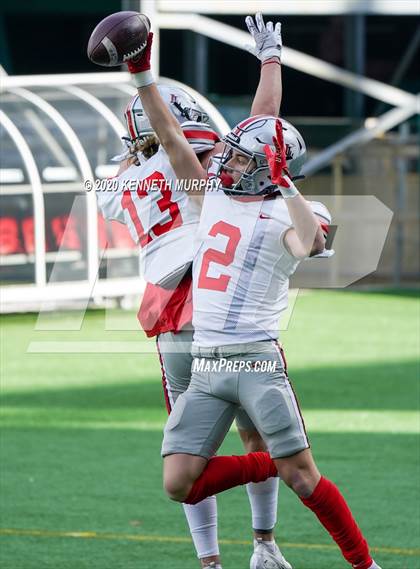 Thumbnail 2 in Lovejoy vs Everman (UIL 5A Division 2 Area) photogallery.