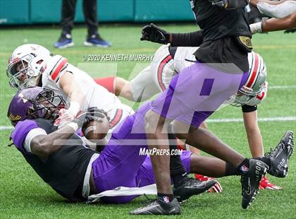 Thumbnail 2 in Lovejoy vs Everman (UIL 5A Division 2 Area) photogallery.