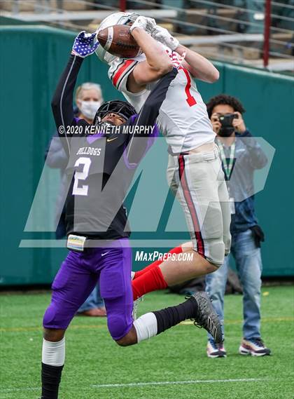 Thumbnail 2 in Lovejoy vs Everman (UIL 5A Division 2 Area) photogallery.