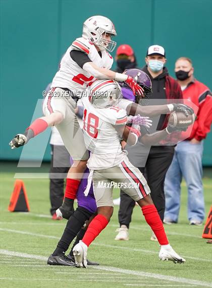 Thumbnail 1 in Lovejoy vs Everman (UIL 5A Division 2 Area) photogallery.