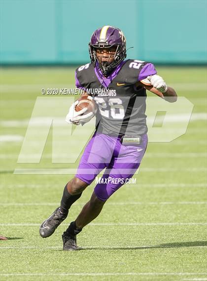 Thumbnail 1 in Lovejoy vs Everman (UIL 5A Division 2 Area) photogallery.