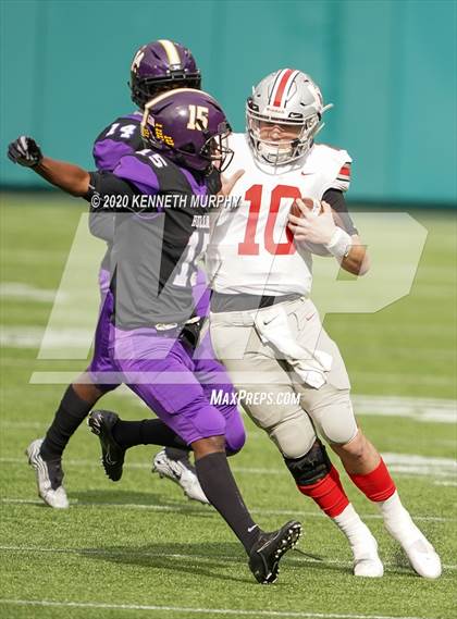 Thumbnail 1 in Lovejoy vs Everman (UIL 5A Division 2 Area) photogallery.