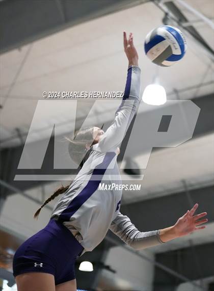 Thumbnail 1 in Port Neches-Groves vs. Madisonville (Legends Invitational) photogallery.