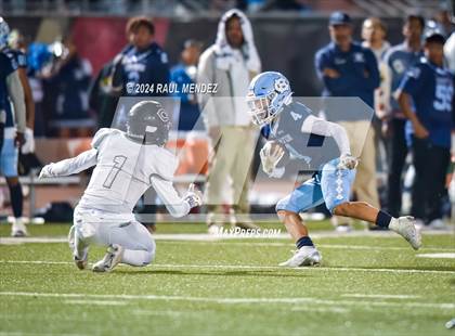 Thumbnail 2 in Cabrillo vs Compton (Compton College) photogallery.
