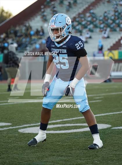 Thumbnail 3 in Cabrillo vs Compton (Compton College) photogallery.