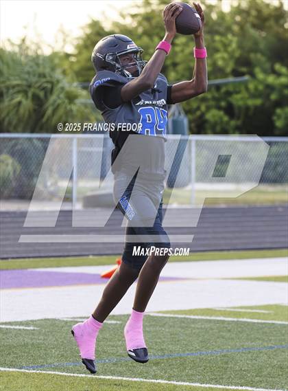 Thumbnail 3 in JV: Armwood @ Lennard photogallery.