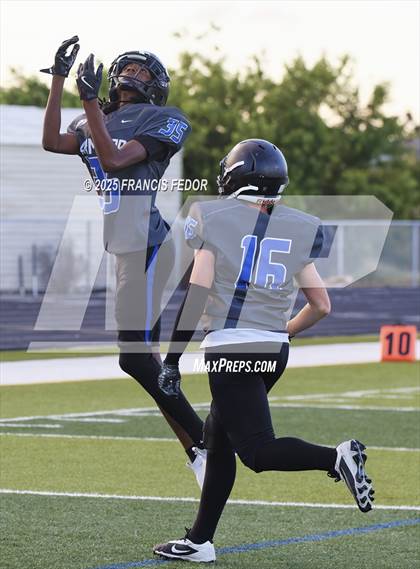Thumbnail 2 in JV: Armwood @ Lennard photogallery.