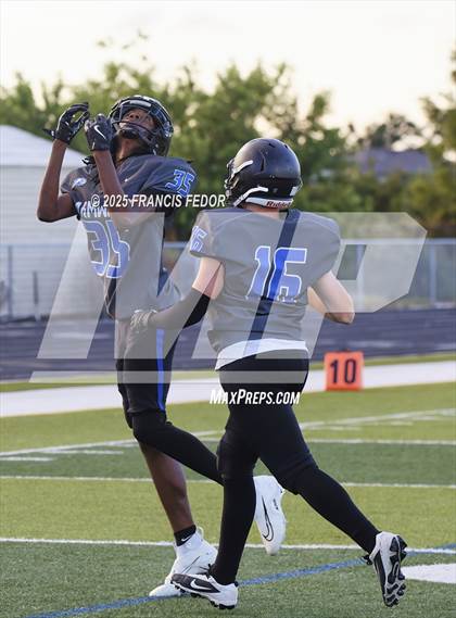 Thumbnail 1 in JV: Armwood @ Lennard photogallery.