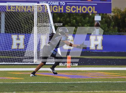 Thumbnail 1 in JV: Armwood @ Lennard photogallery.