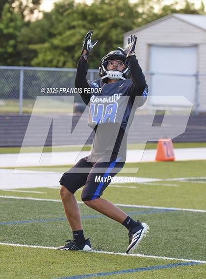 Thumbnail 1 in JV: Armwood @ Lennard photogallery.
