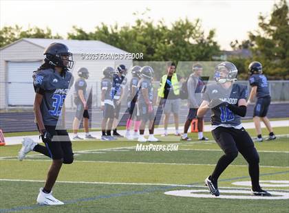 Thumbnail 1 in JV: Armwood @ Lennard photogallery.