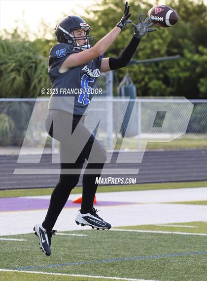 Thumbnail 1 in JV: Armwood @ Lennard photogallery.