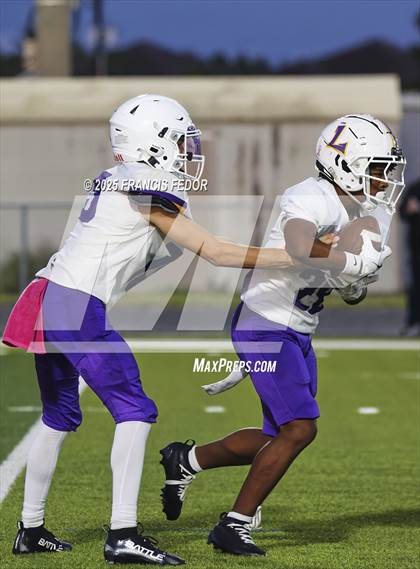 Thumbnail 2 in JV: Armwood @ Lennard photogallery.