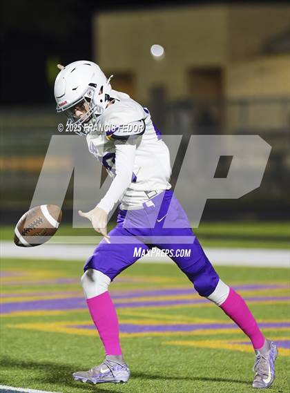 Thumbnail 1 in JV: Armwood @ Lennard photogallery.