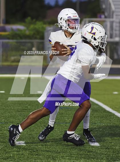 Thumbnail 1 in JV: Armwood @ Lennard photogallery.