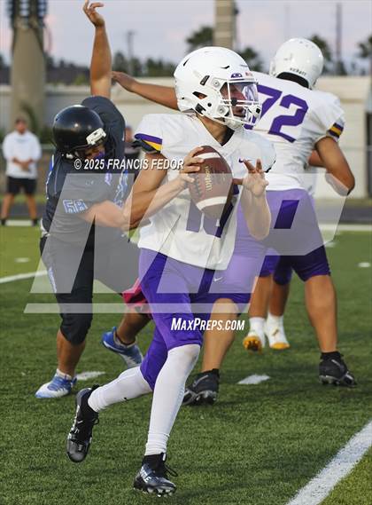 Thumbnail 1 in JV: Armwood @ Lennard photogallery.