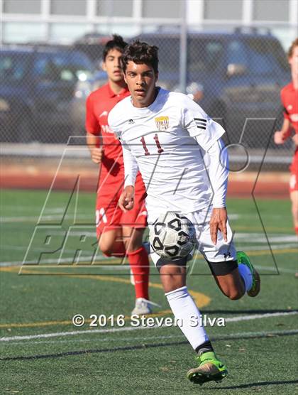 Thumbnail 1 in Pasadena vs. Point Loma (CIF SoCal Regional D3 Playoff) photogallery.