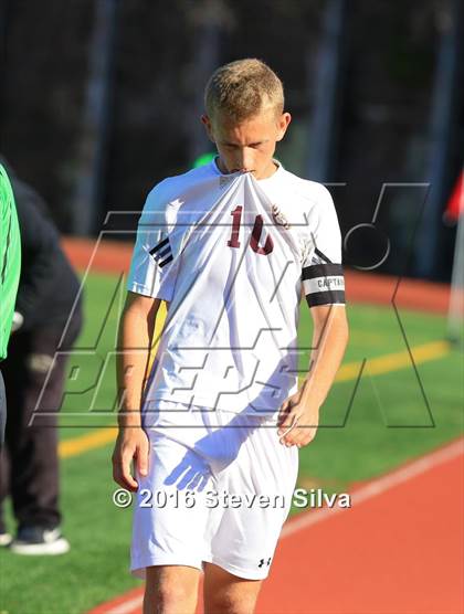 Thumbnail 3 in Pasadena vs. Point Loma (CIF SoCal Regional D3 Playoff) photogallery.