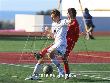 Thumbnail 3 in Pasadena vs. Point Loma (CIF SoCal Regional D3 Playoff) photogallery.