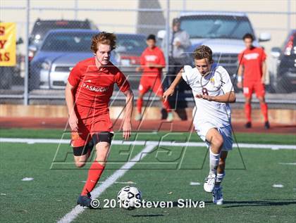 Thumbnail 2 in Pasadena vs. Point Loma (CIF SoCal Regional D3 Playoff) photogallery.