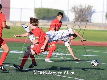 Thumbnail 3 in Pasadena vs. Point Loma (CIF SoCal Regional D3 Playoff) photogallery.