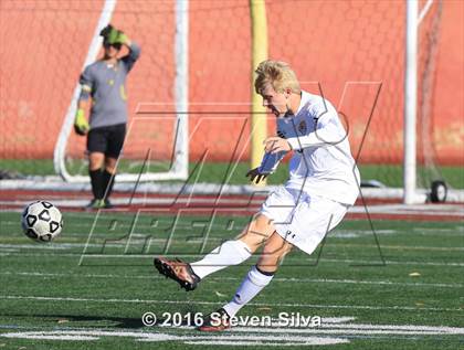 Thumbnail 3 in Pasadena vs. Point Loma (CIF SoCal Regional D3 Playoff) photogallery.