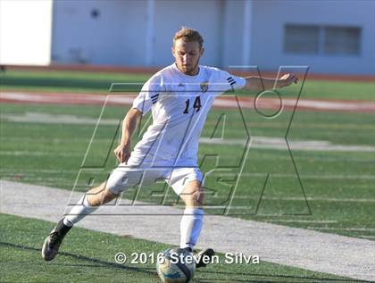 Thumbnail 2 in Pasadena vs. Point Loma (CIF SoCal Regional D3 Playoff) photogallery.