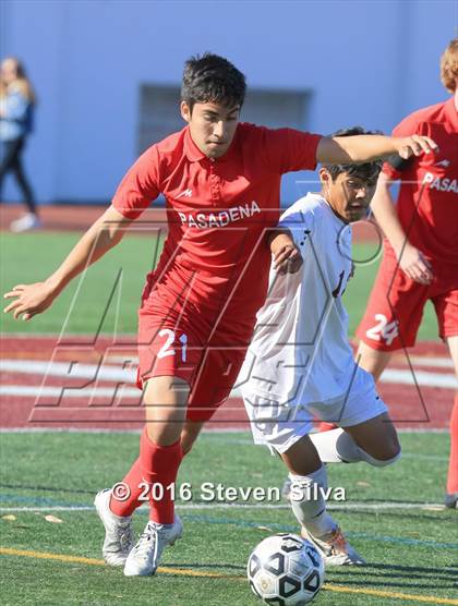 Thumbnail 3 in Pasadena vs. Point Loma (CIF SoCal Regional D3 Playoff) photogallery.