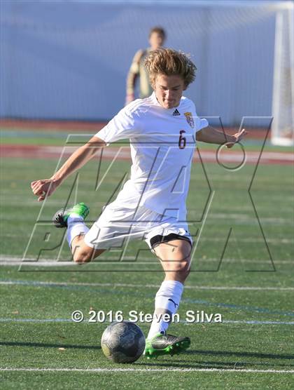Thumbnail 2 in Pasadena vs. Point Loma (CIF SoCal Regional D3 Playoff) photogallery.