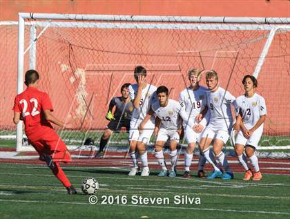 Thumbnail 2 in Pasadena vs. Point Loma (CIF SoCal Regional D3 Playoff) photogallery.