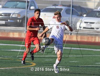 Thumbnail 1 in Pasadena vs. Point Loma (CIF SoCal Regional D3 Playoff) photogallery.
