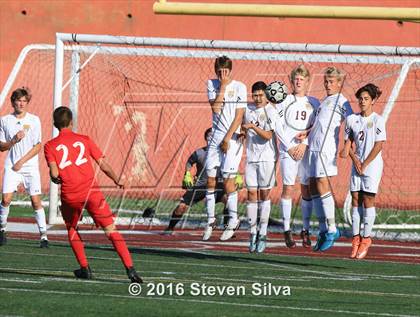 Thumbnail 3 in Pasadena vs. Point Loma (CIF SoCal Regional D3 Playoff) photogallery.