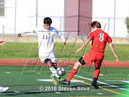 Thumbnail 3 in Pasadena vs. Point Loma (CIF SoCal Regional D3 Playoff) photogallery.