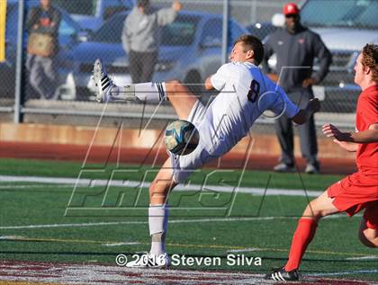 Thumbnail 3 in Pasadena vs. Point Loma (CIF SoCal Regional D3 Playoff) photogallery.