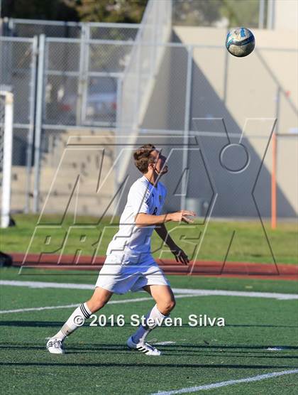 Thumbnail 3 in Pasadena vs. Point Loma (CIF SoCal Regional D3 Playoff) photogallery.