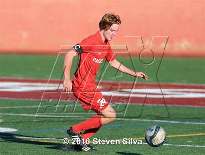 Thumbnail 2 in Pasadena vs. Point Loma (CIF SoCal Regional D3 Playoff) photogallery.