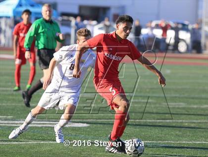 Thumbnail 3 in Pasadena vs. Point Loma (CIF SoCal Regional D3 Playoff) photogallery.