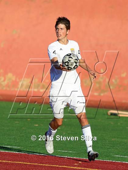 Thumbnail 2 in Pasadena vs. Point Loma (CIF SoCal Regional D3 Playoff) photogallery.