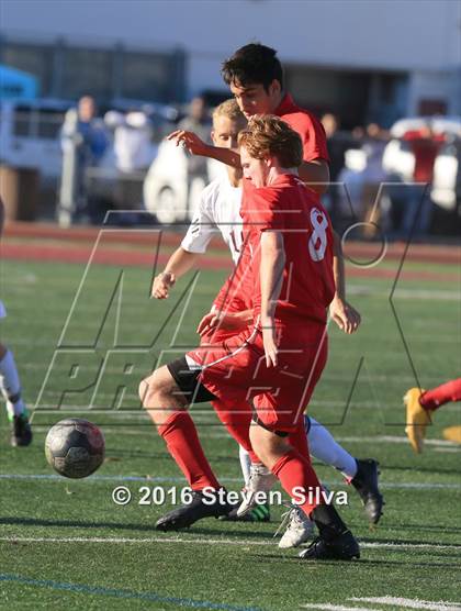 Thumbnail 3 in Pasadena vs. Point Loma (CIF SoCal Regional D3 Playoff) photogallery.