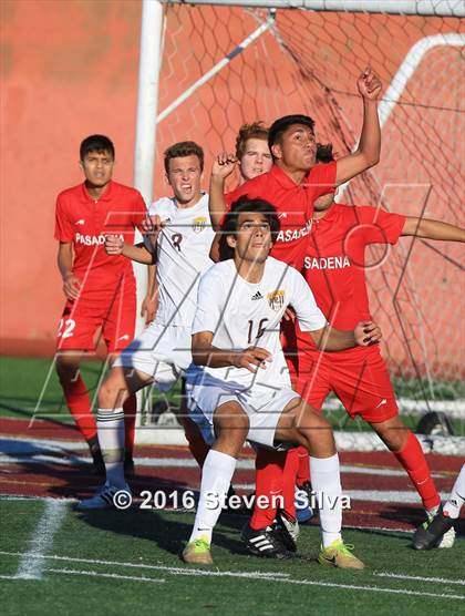 Thumbnail 2 in Pasadena vs. Point Loma (CIF SoCal Regional D3 Playoff) photogallery.