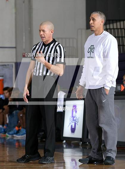 Thumbnail 3 in Sacred Heart Cathedral Preparatory vs. Burbank (St. Hope Elite Classic) photogallery.