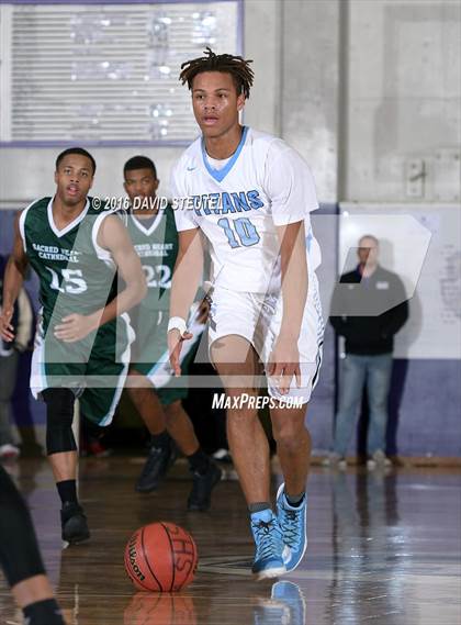 Thumbnail 1 in Sacred Heart Cathedral Preparatory vs. Burbank (St. Hope Elite Classic) photogallery.