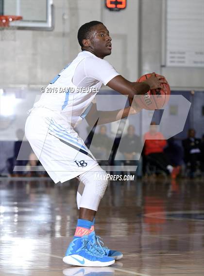 Thumbnail 2 in Sacred Heart Cathedral Preparatory vs. Burbank (St. Hope Elite Classic) photogallery.