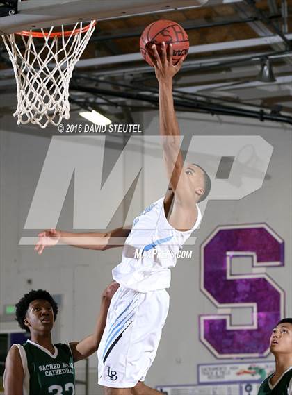 Thumbnail 3 in Sacred Heart Cathedral Preparatory vs. Burbank (St. Hope Elite Classic) photogallery.